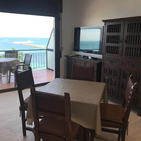 Blue Bay Apartment Roses Exterior photo